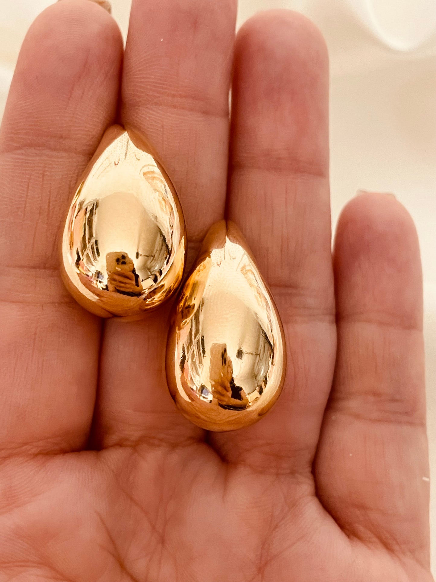 Teardrop Hoop Earrings, Teardrop Earrings for Women Dangle, 18k Gold Filled Waterdrop Gold Earrings Tear Drop Earrings Fashion Jewelry Gift