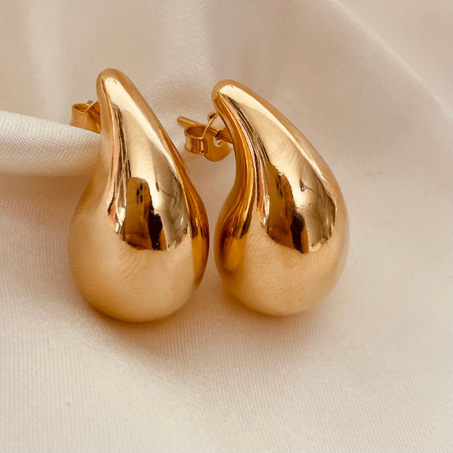 Teardrop Hoop Earrings, Teardrop Earrings for Women Dangle, 18k Gold Filled Waterdrop Gold Earrings Tear Drop Earrings Fashion Jewelry Gift